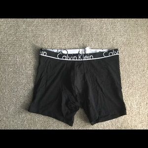 Calvin Klein men’s medium boxer brief